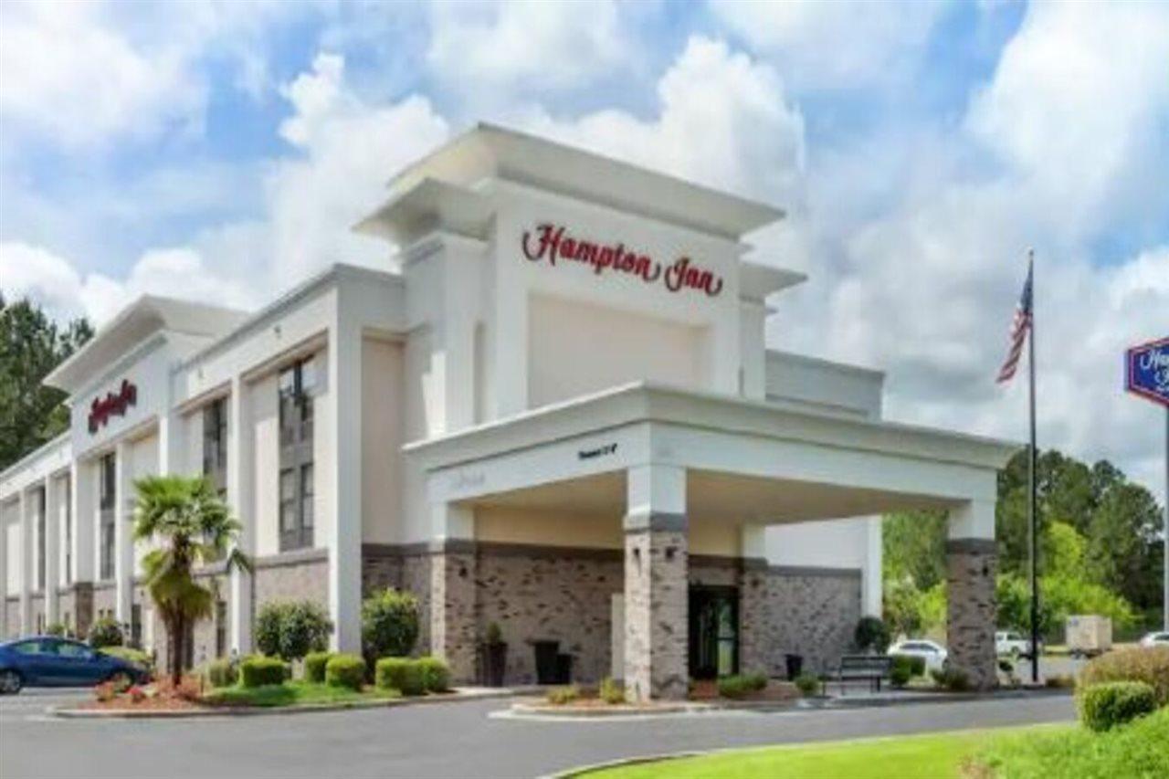 Hampton Inn Брукгейвен Екстер'єр фото